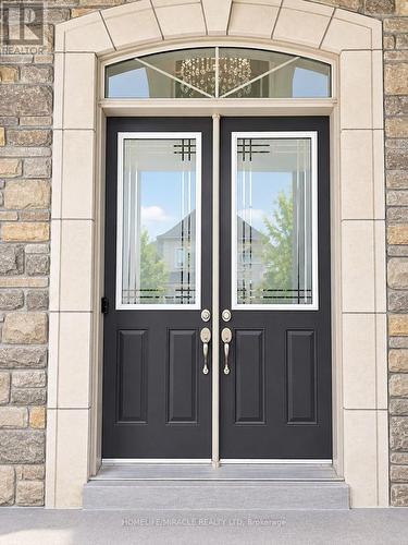 11 HERTONIA STREET  Brampton, ON L6P 4E6