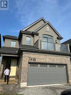 7416 PARKSIDE ROAD PARKSIDE ROAD Niagara Falls, ON L2H 3V9