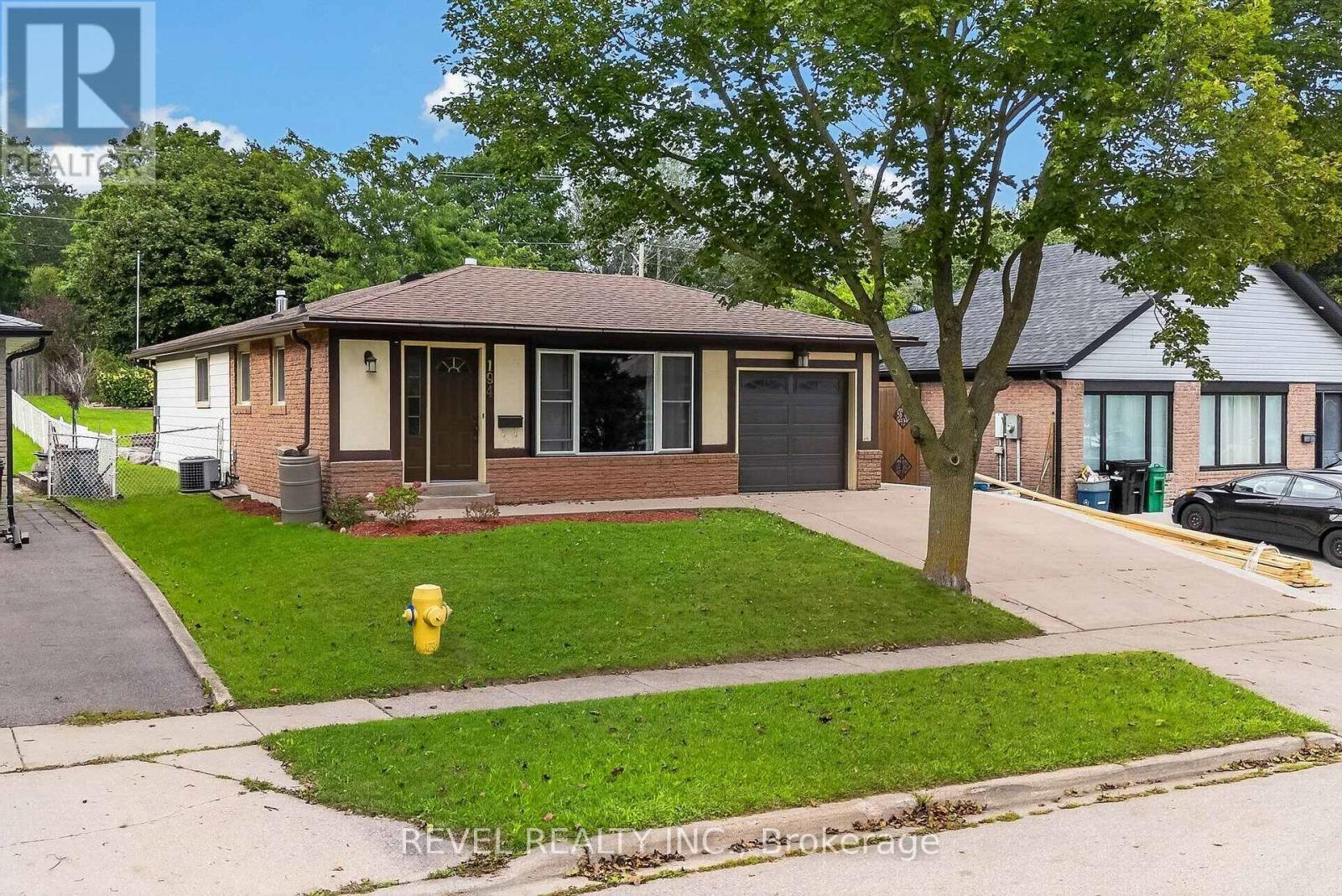 194 Hahn Avenue, Cambridge, ON