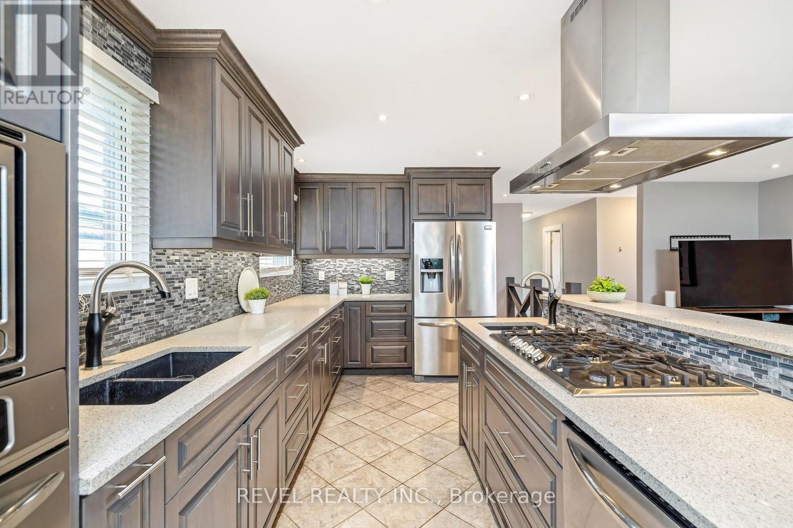 194 Hahn Avenue, Cambridge, ON