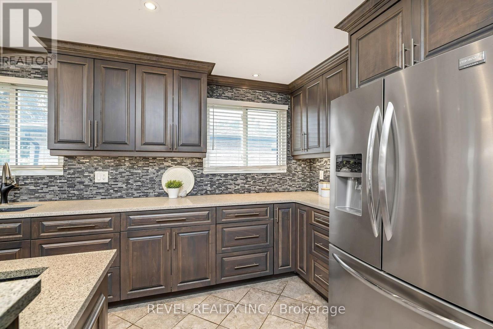 194 Hahn Avenue, Cambridge, ON