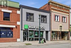 732-734 Queen ST Sault Ste. Marie, ON P6A 2A9