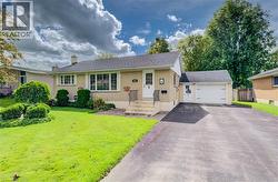 315 PERTH Street Mount Forest, ON N0G 2L1