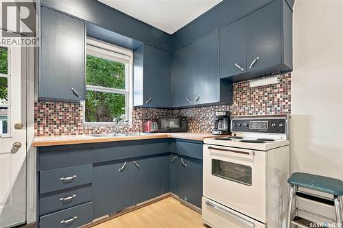 402 Taylor Street, Saskatoon, SK 