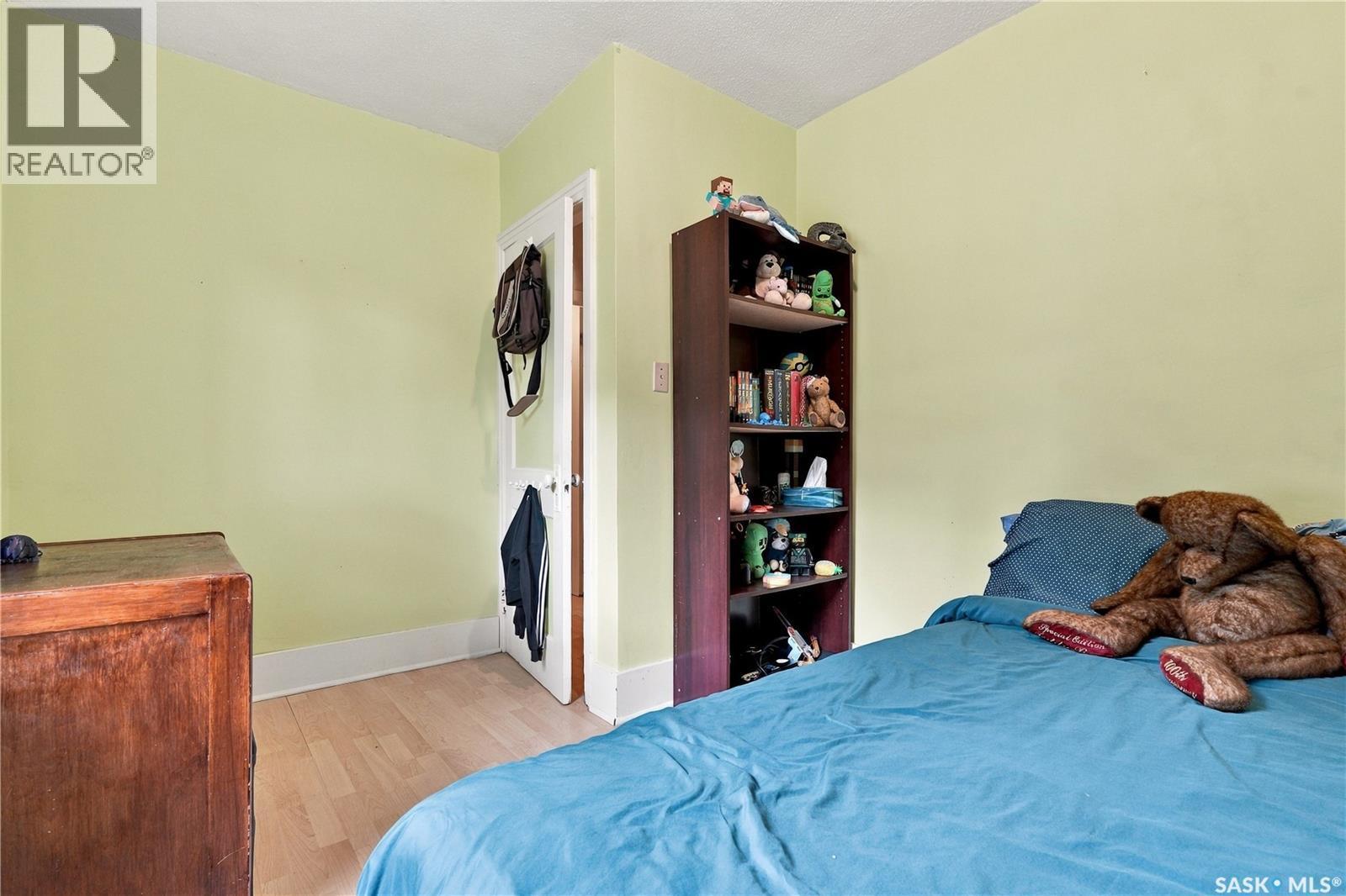 402 Taylor Street, Saskatoon, SK