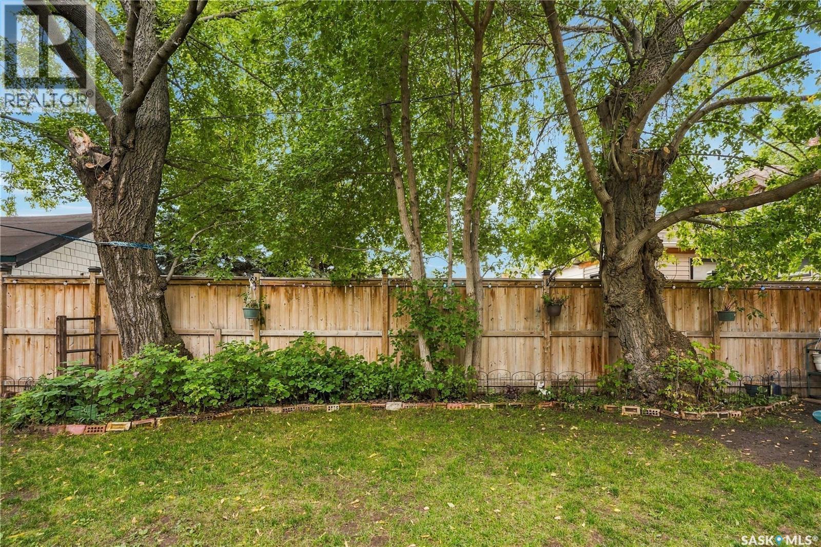 402 Taylor Street, Saskatoon, SK