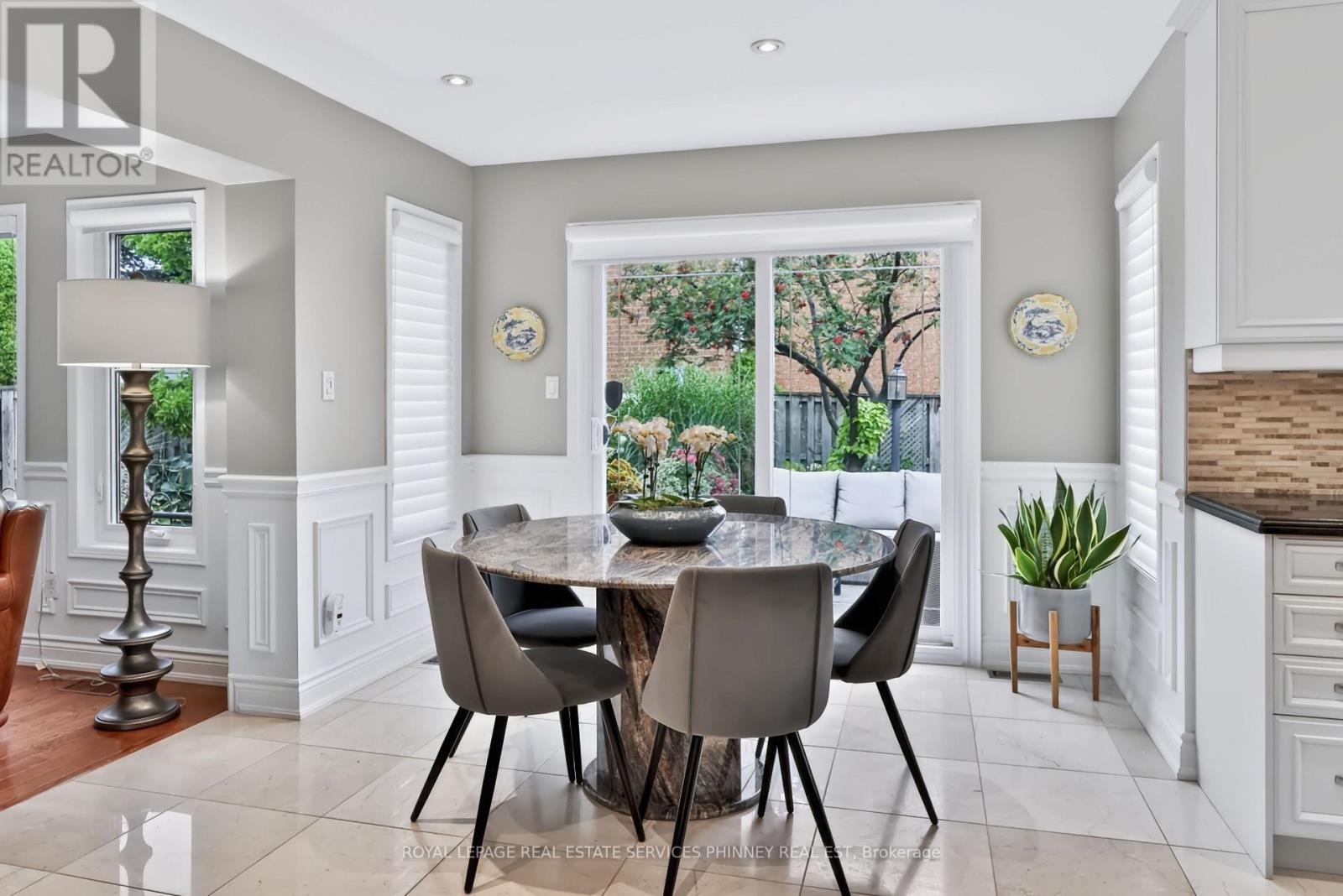 5563 Whitehorn Avenue, Mississauga, ON