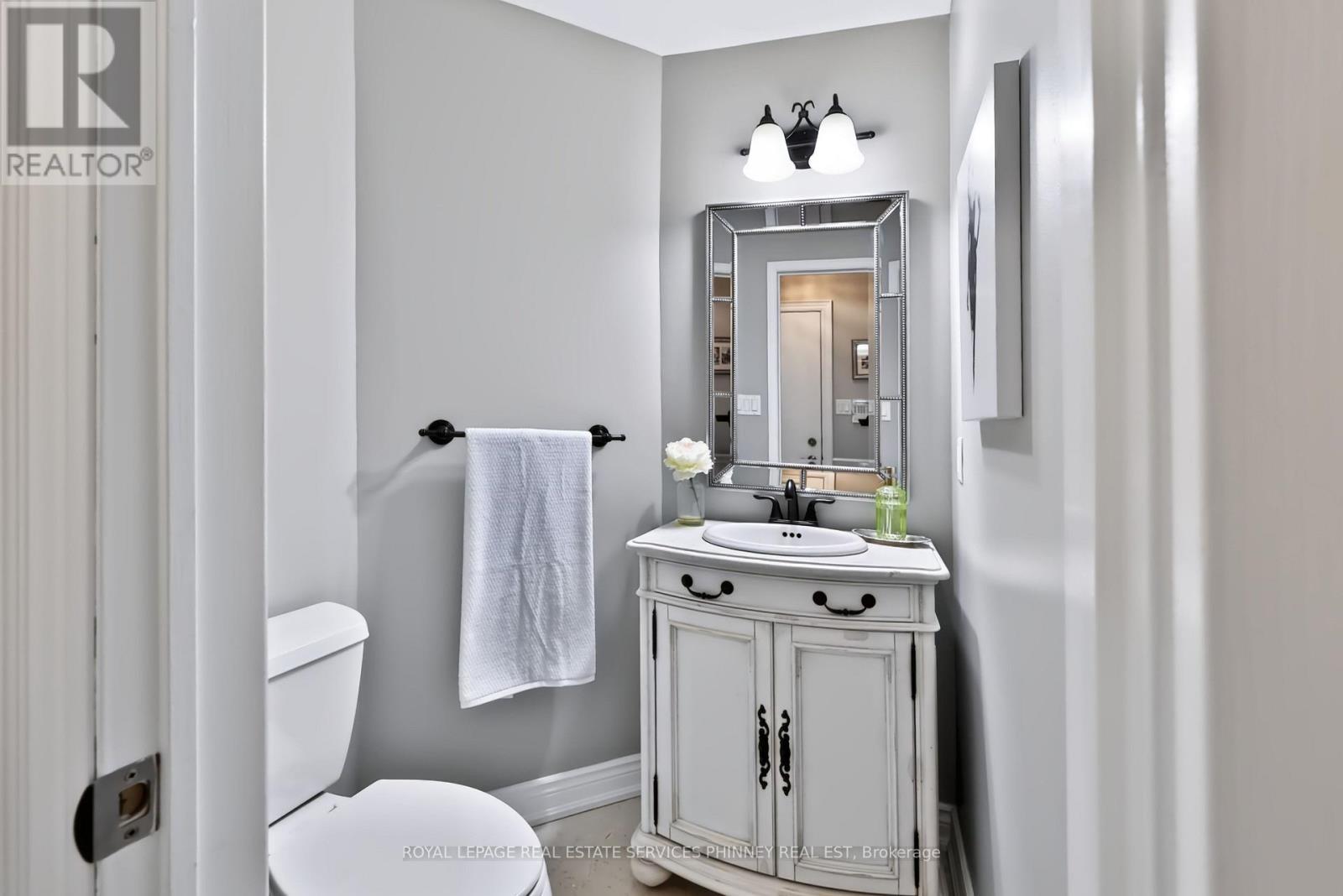 5563 Whitehorn Avenue, Mississauga, ON