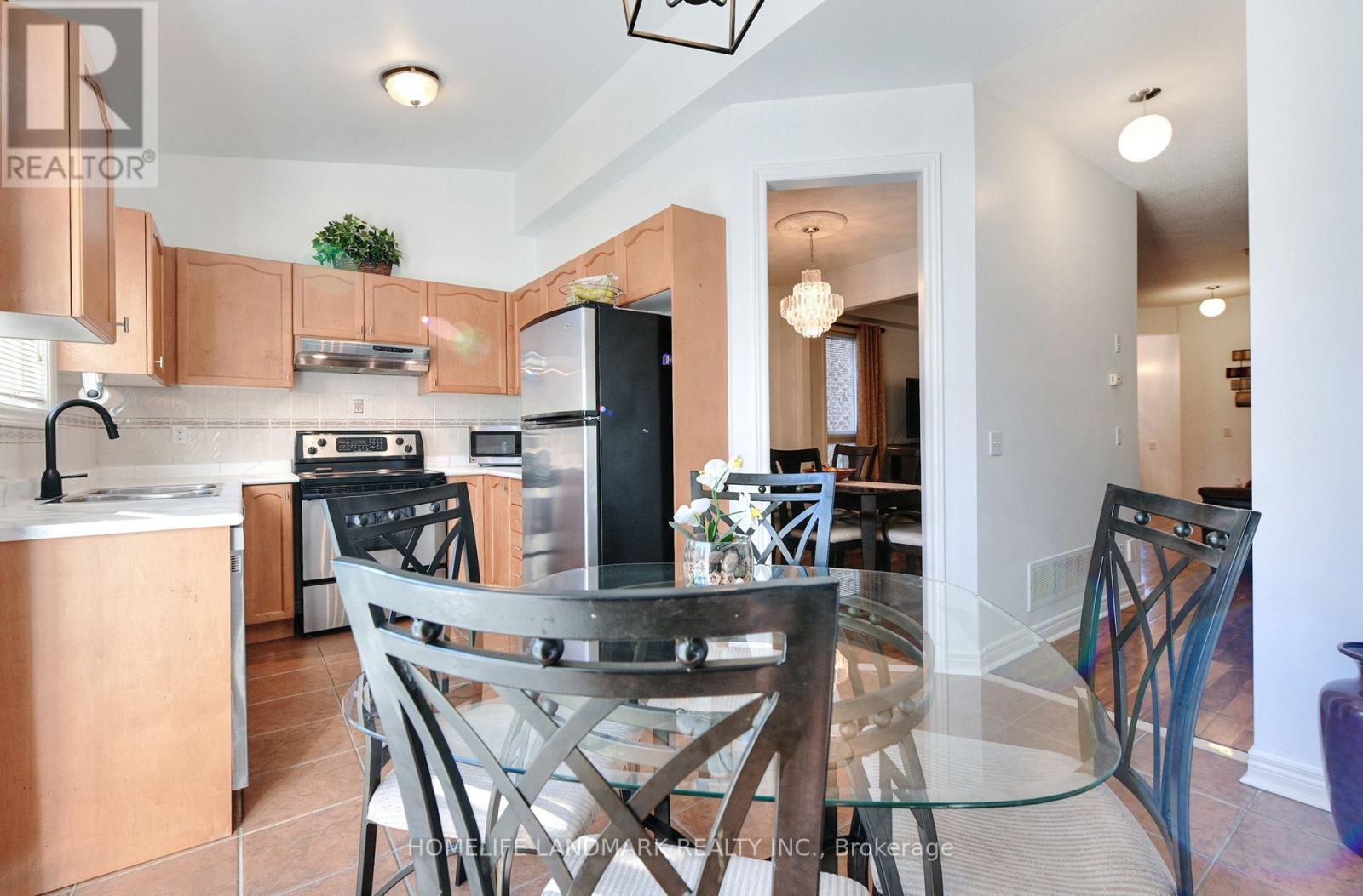 5641 Longboat Avenue, Mississauga, ON