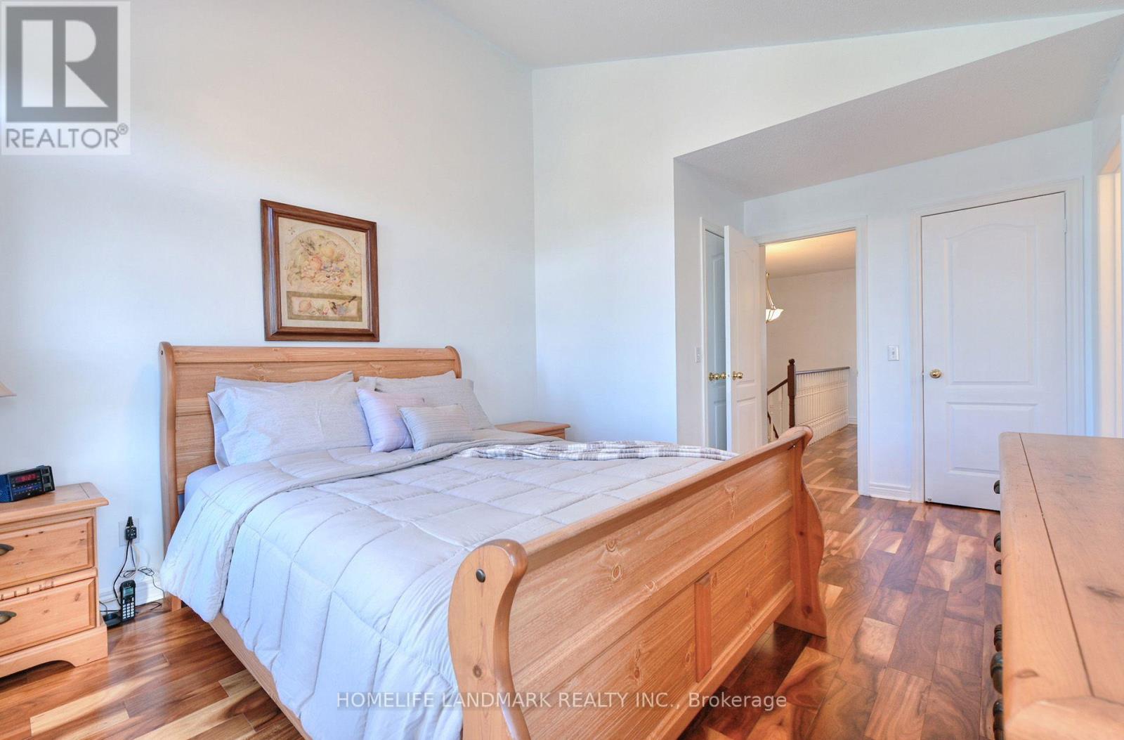 5641 Longboat Avenue, Mississauga, ON