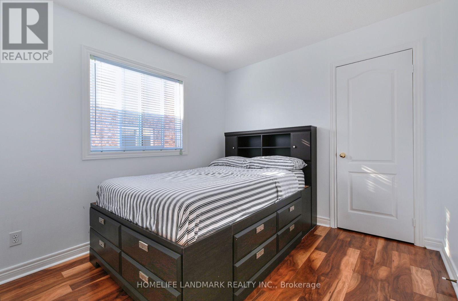 5641 Longboat Avenue, Mississauga, ON