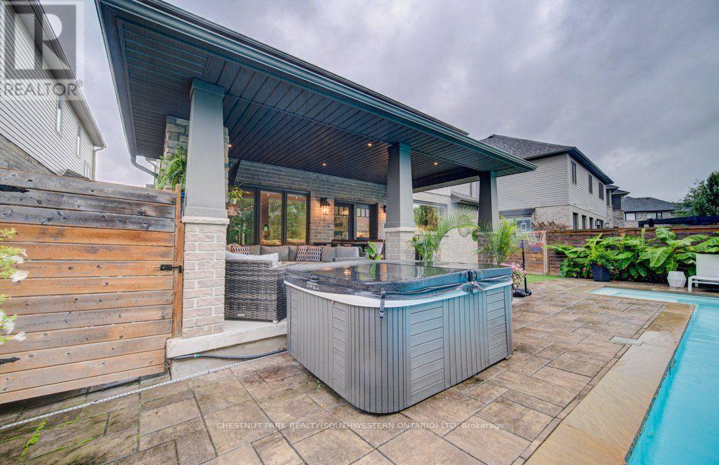 516 Preakness Street, Waterloo, ON