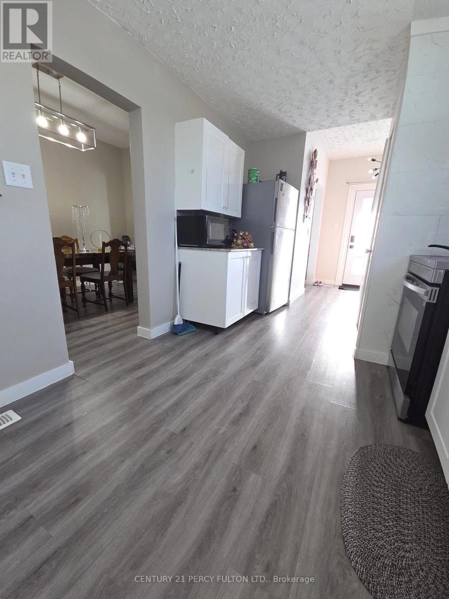 130 Stirton Street, Hamilton, ON