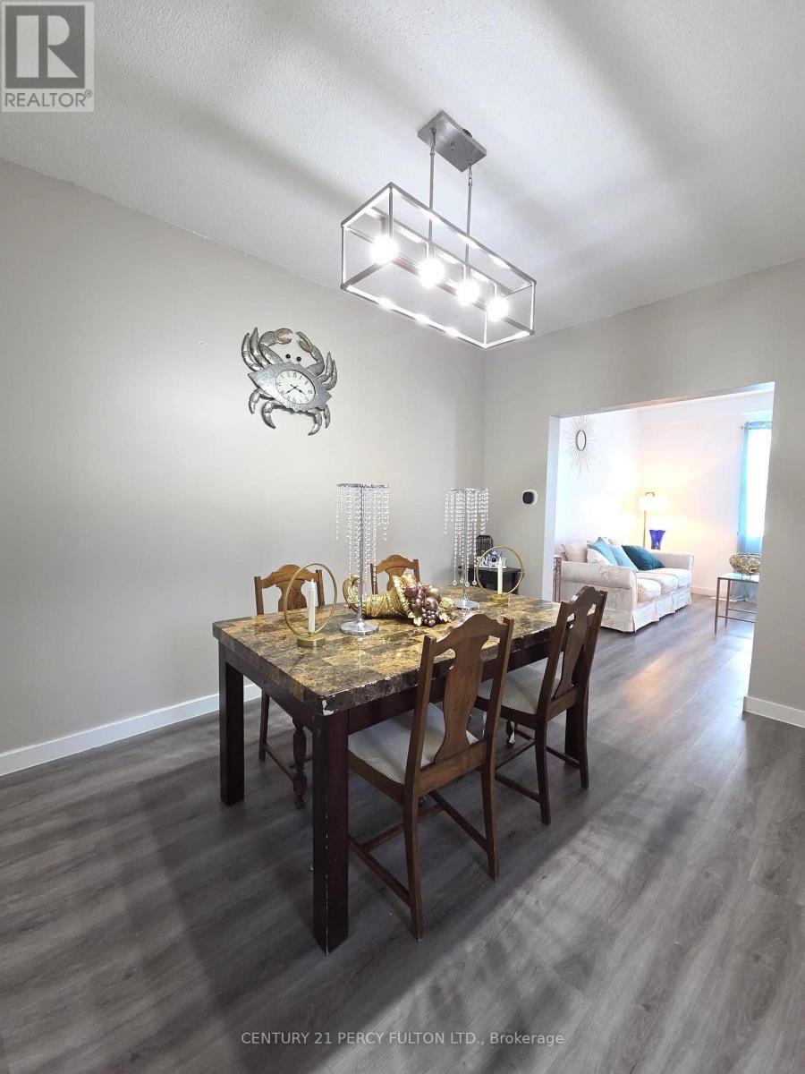 130 Stirton Street, Hamilton, ON