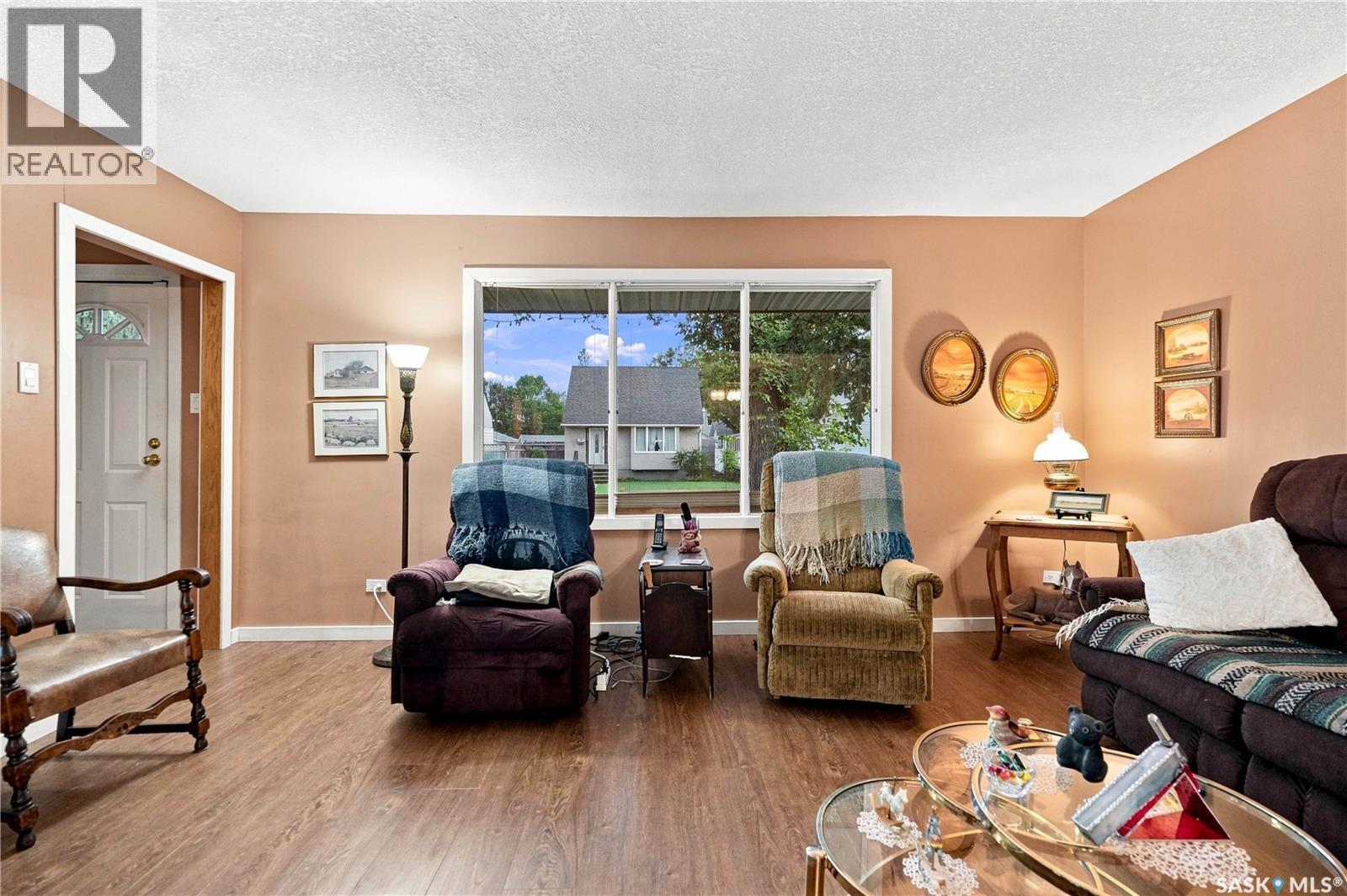 4230 6Th Avenue, Regina, SK