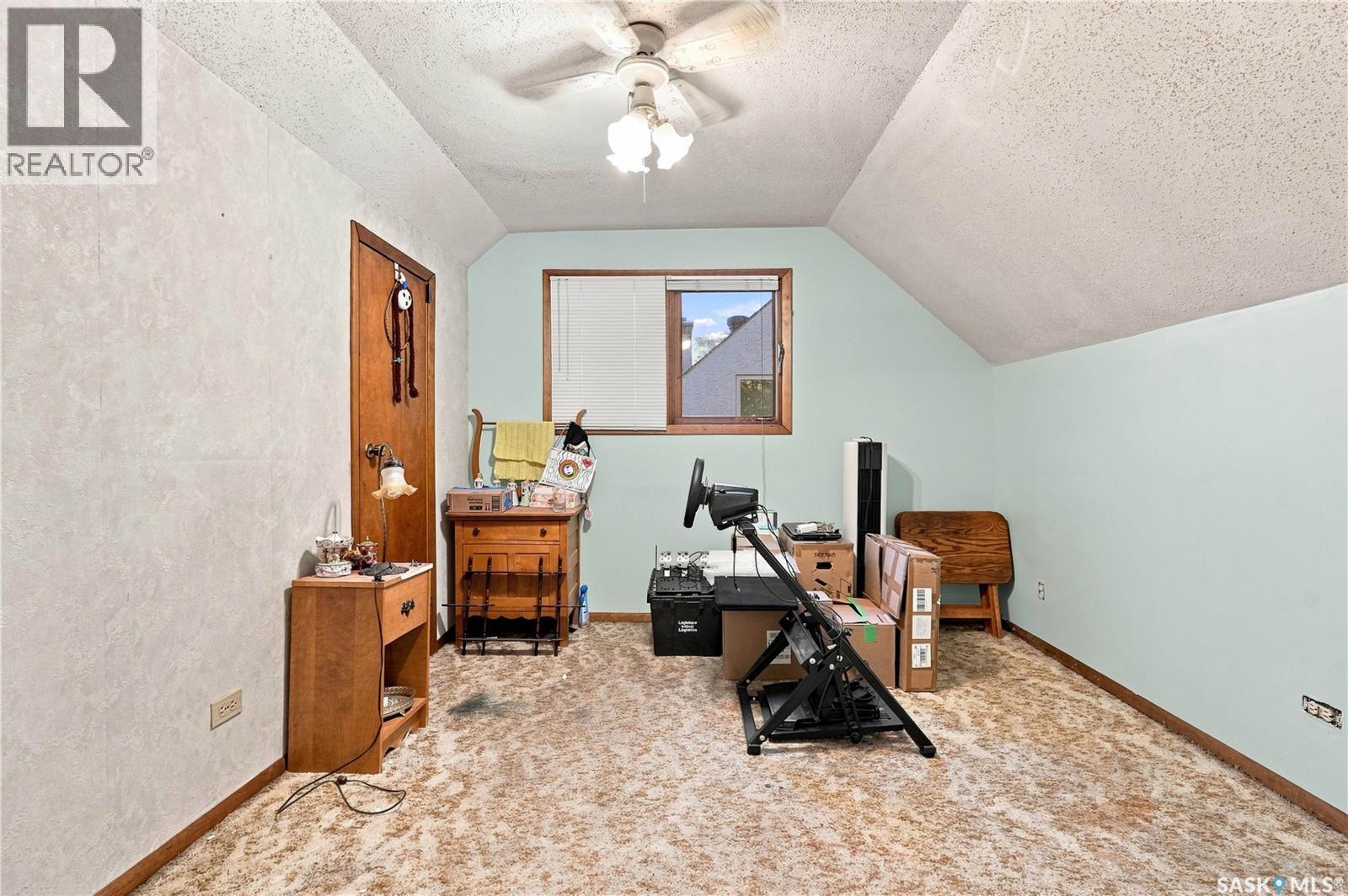 4230 6Th Avenue, Regina, SK