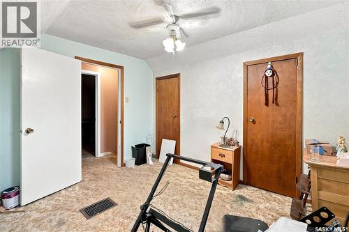4230 6Th Avenue, Regina, SK 