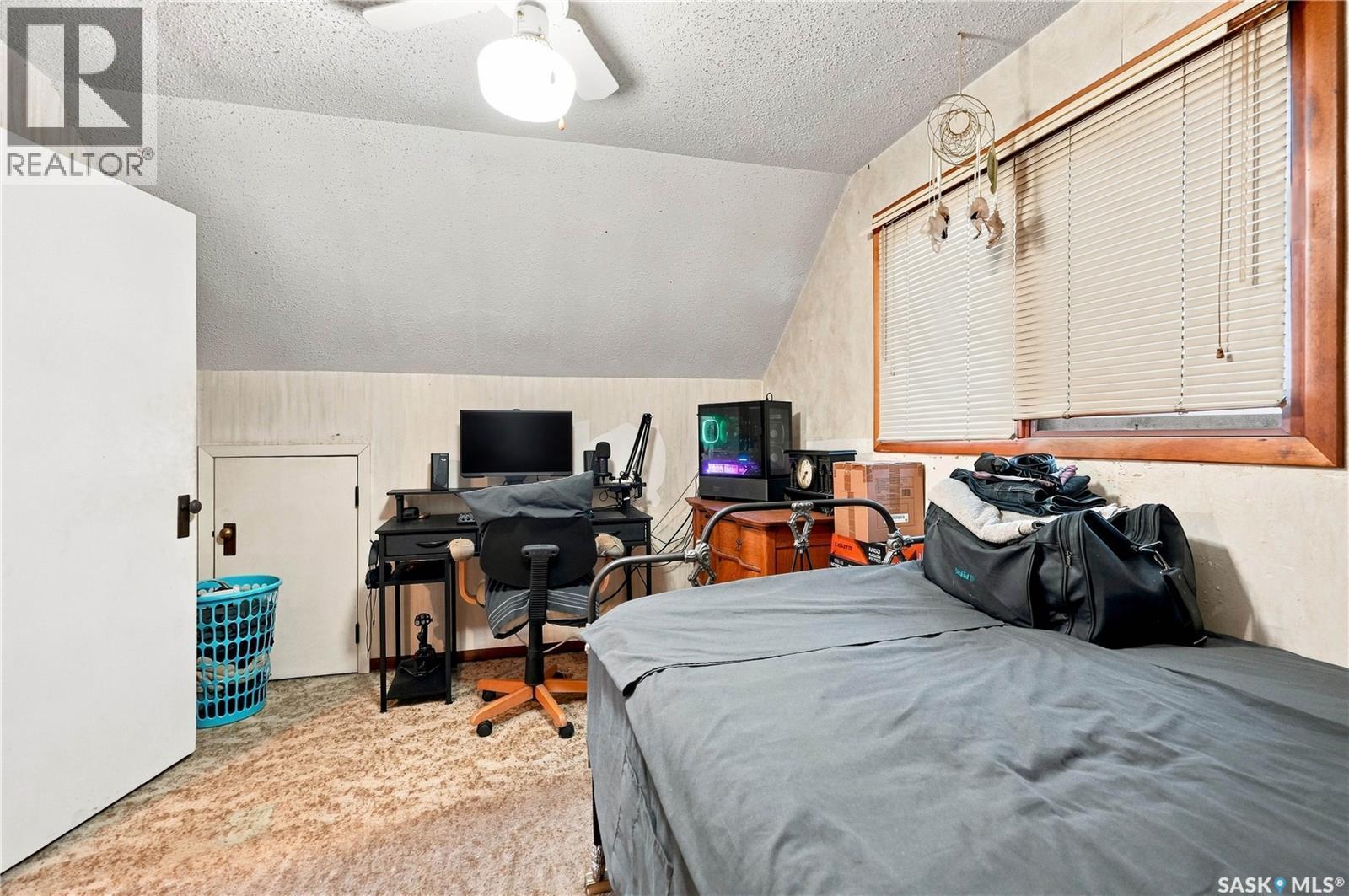 4230 6Th Avenue, Regina, SK