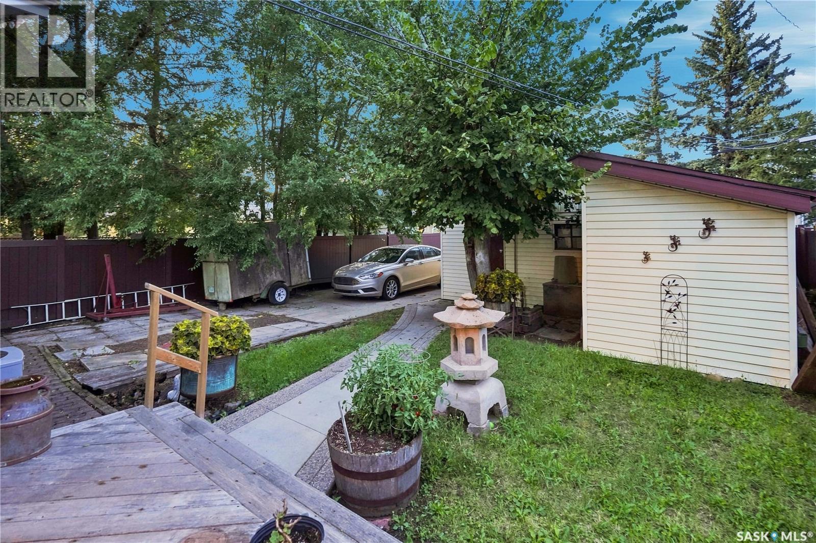 4230 6Th Avenue, Regina, SK