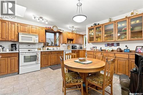 4230 6Th Avenue, Regina, SK 