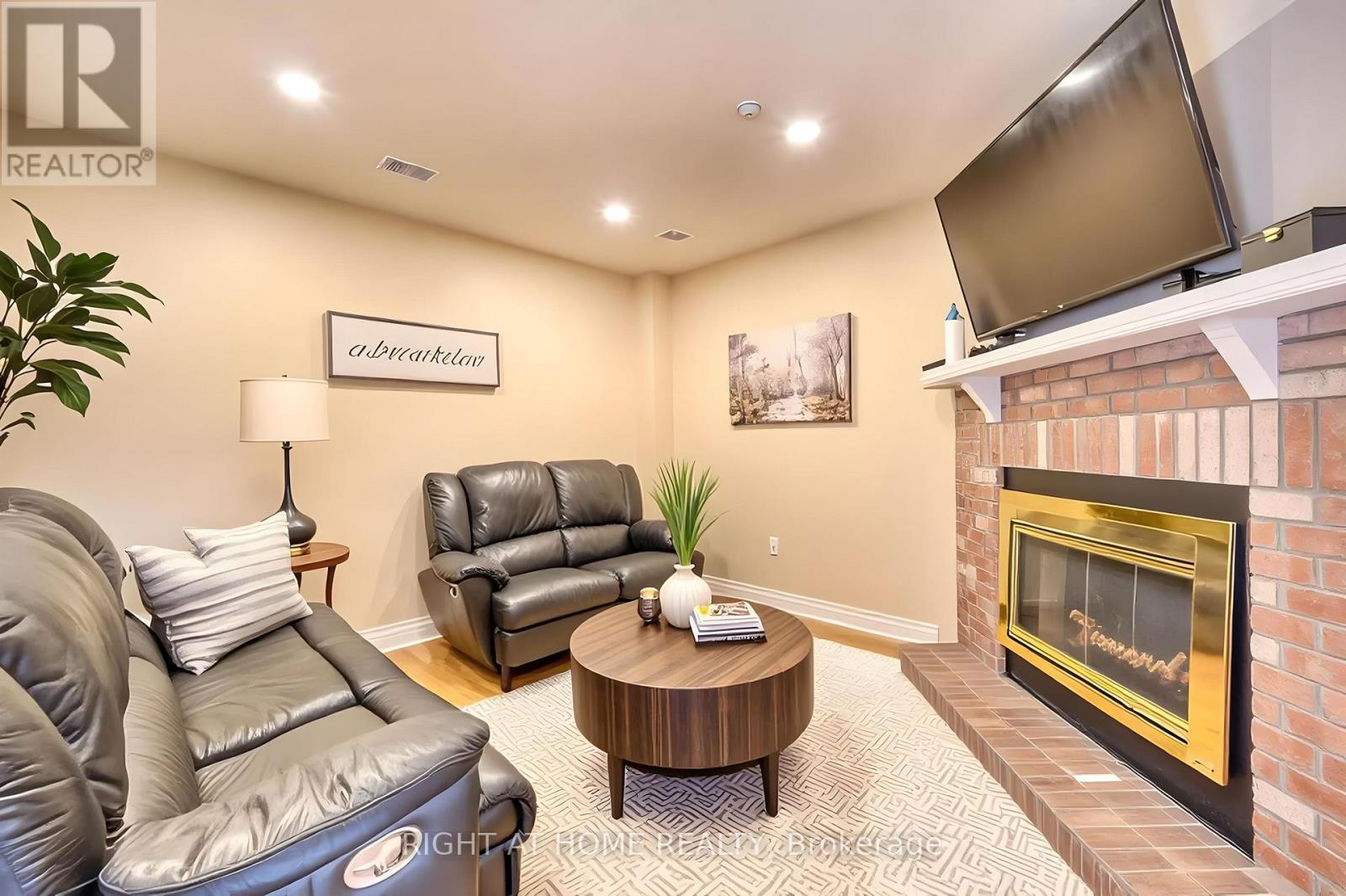 4769 Rosebush Road, Mississauga, ON