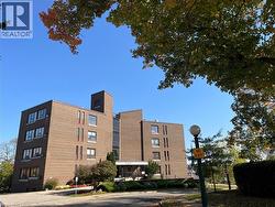 26 WENTWORTH Avenue Unit# 2 S  Cambridge, ON N1S 1G6