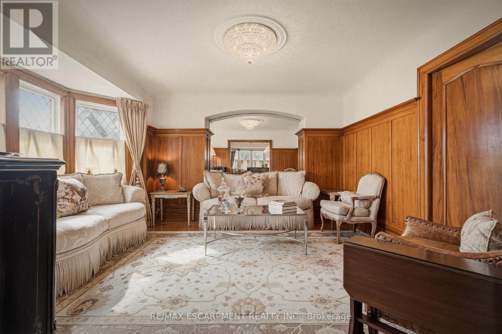 74 Oak Knoll Drive, Hamilton, ON