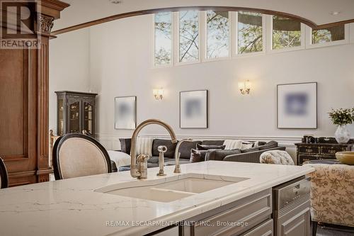 74 Oak Knoll Drive, Hamilton, ON 