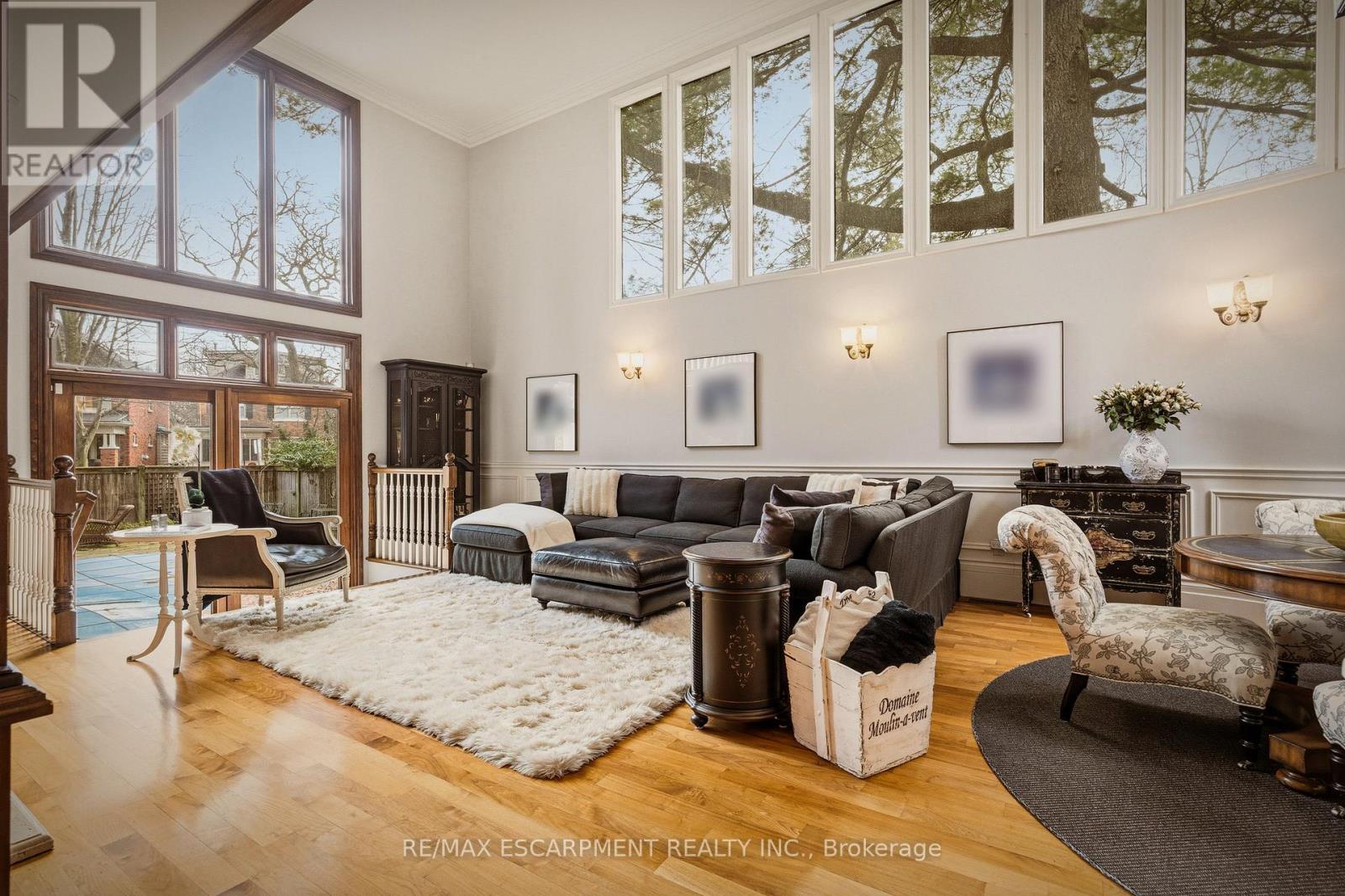 74 Oak Knoll Drive, Hamilton, ON