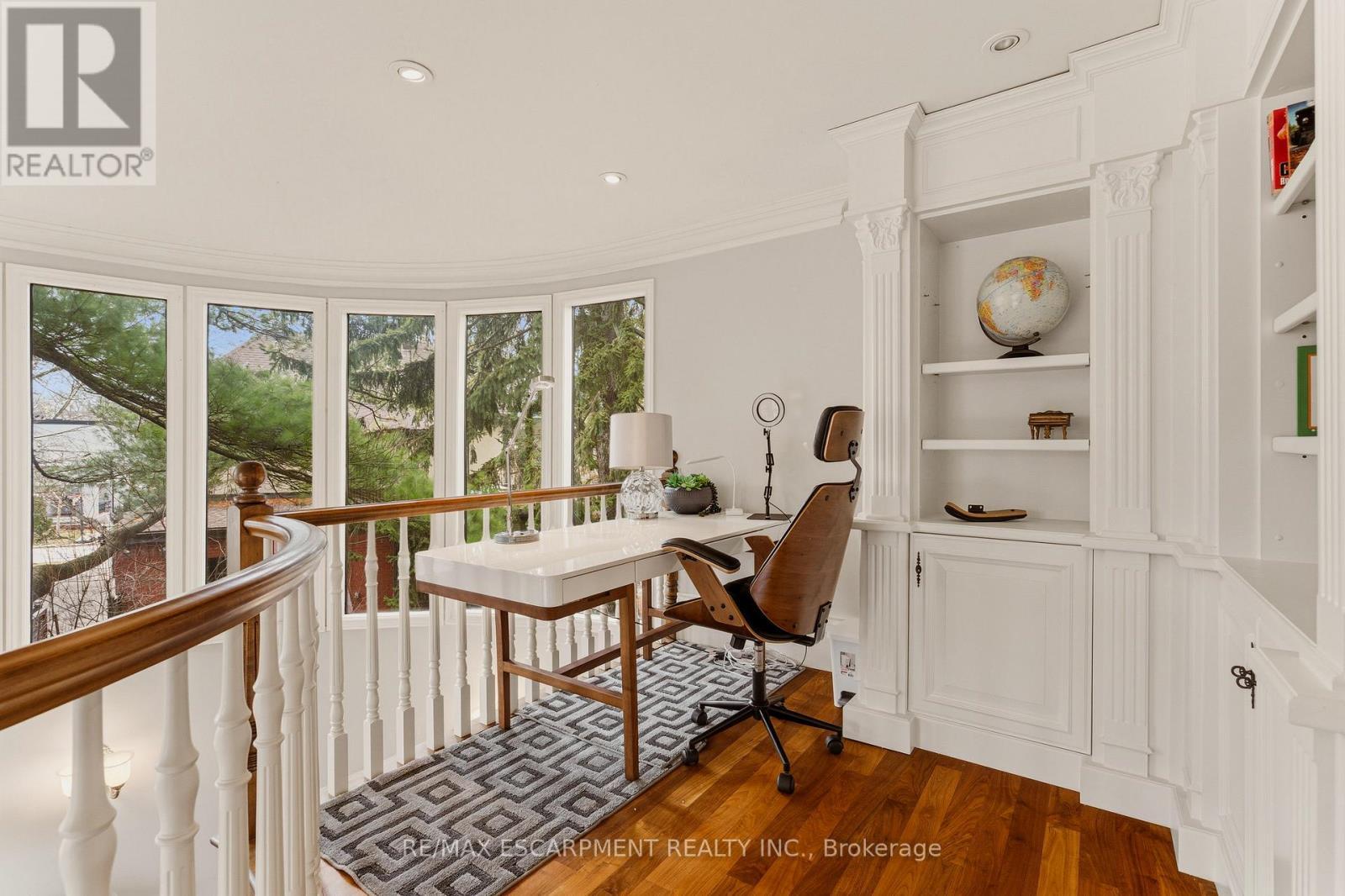 74 Oak Knoll Drive, Hamilton, ON
