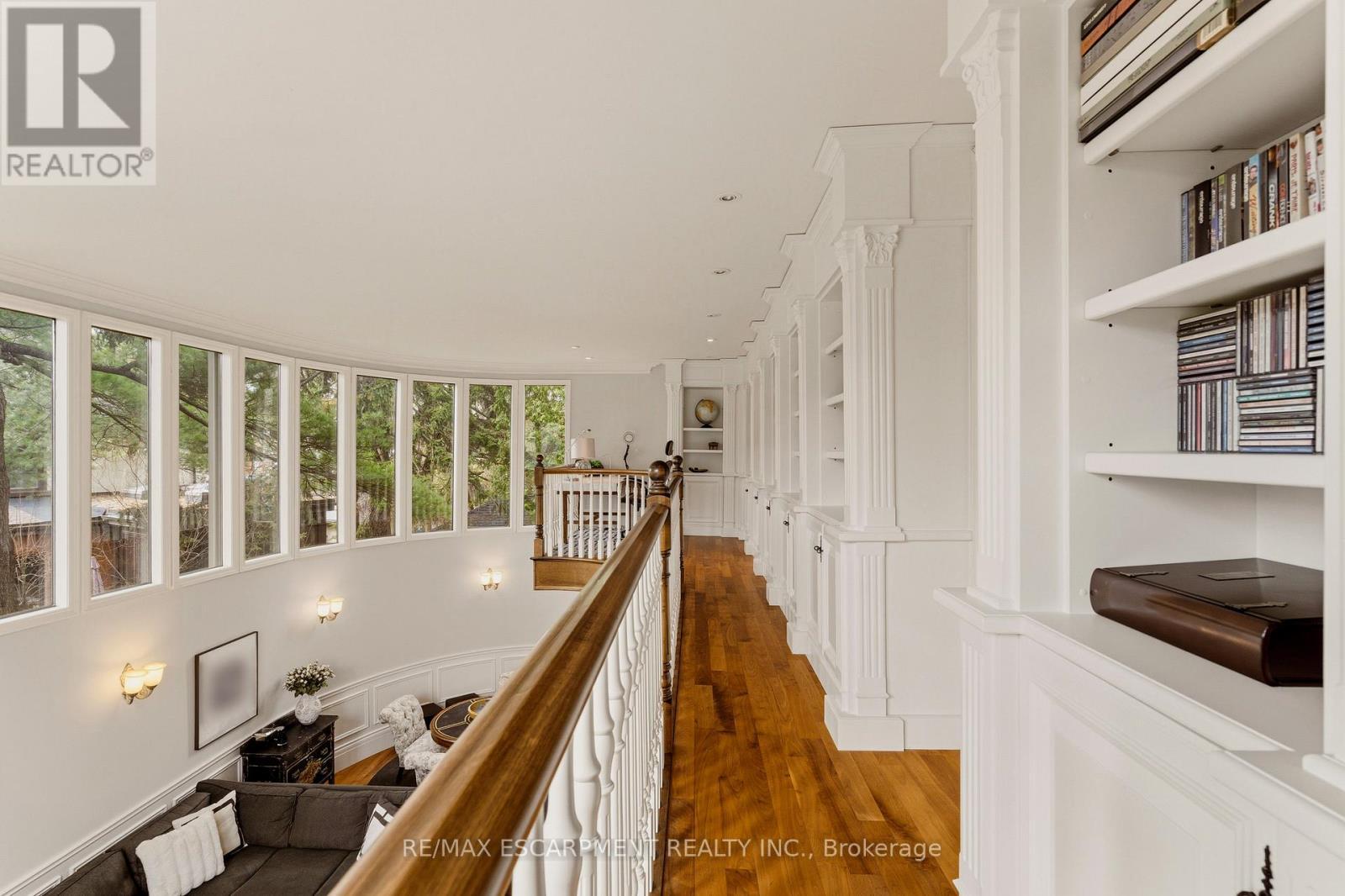 74 Oak Knoll Drive, Hamilton, ON