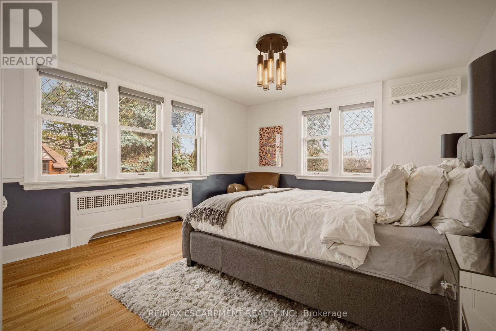 74 Oak Knoll Drive, Hamilton, ON
