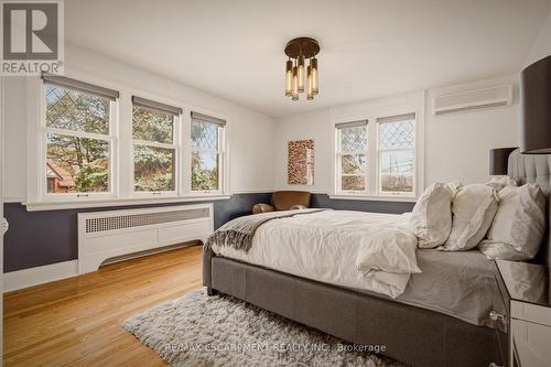 74 Oak Knoll Drive, Hamilton, ON 
