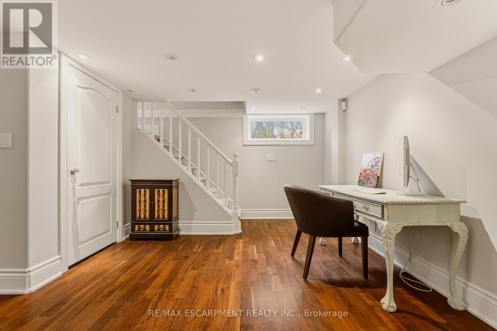 74 Oak Knoll Drive, Hamilton, ON