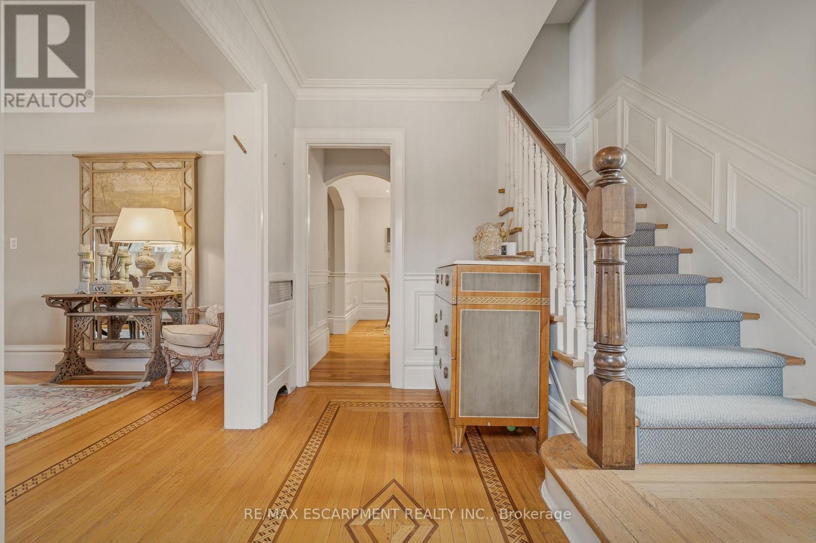 74 Oak Knoll Drive, Hamilton, ON