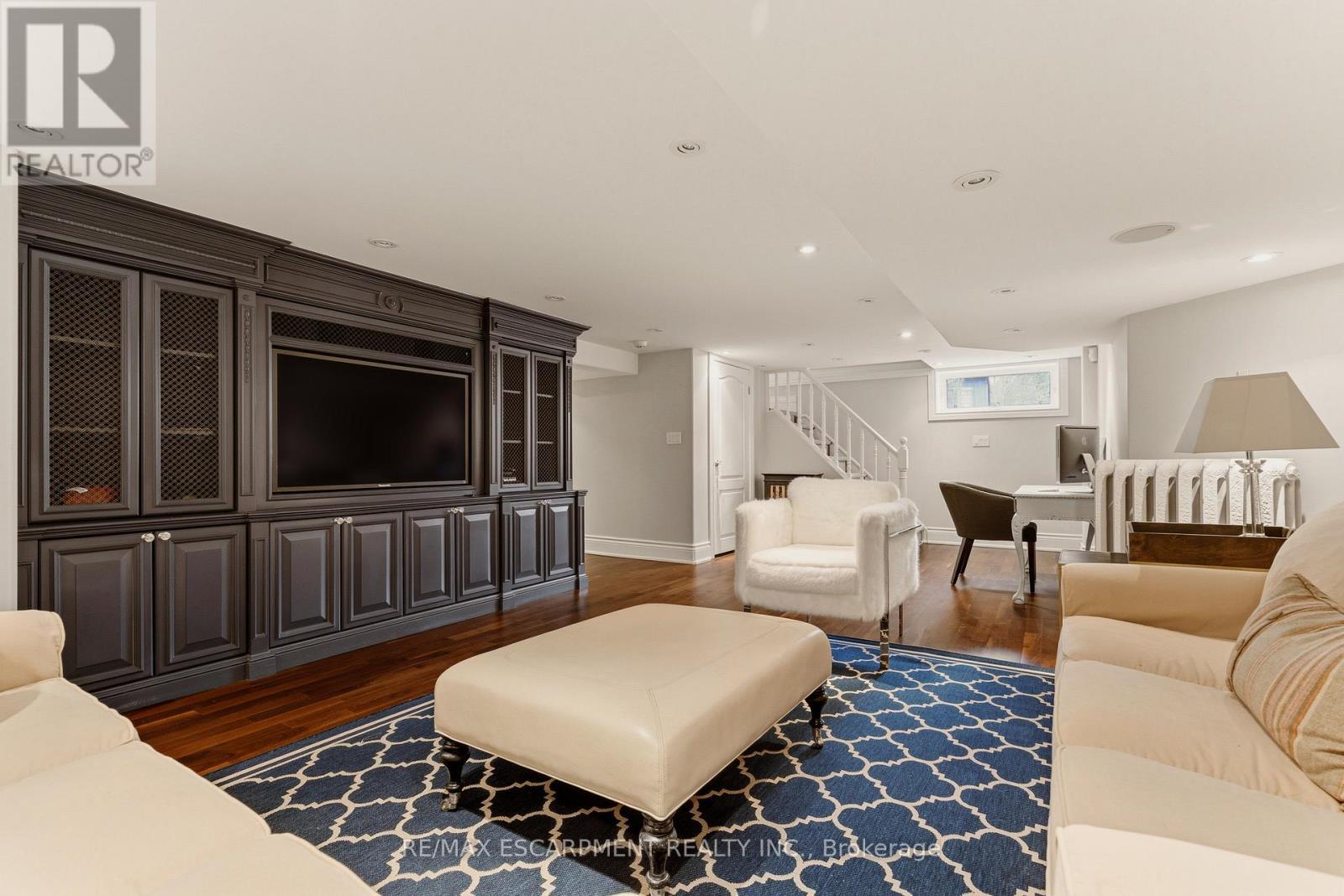 74 Oak Knoll Drive, Hamilton, ON