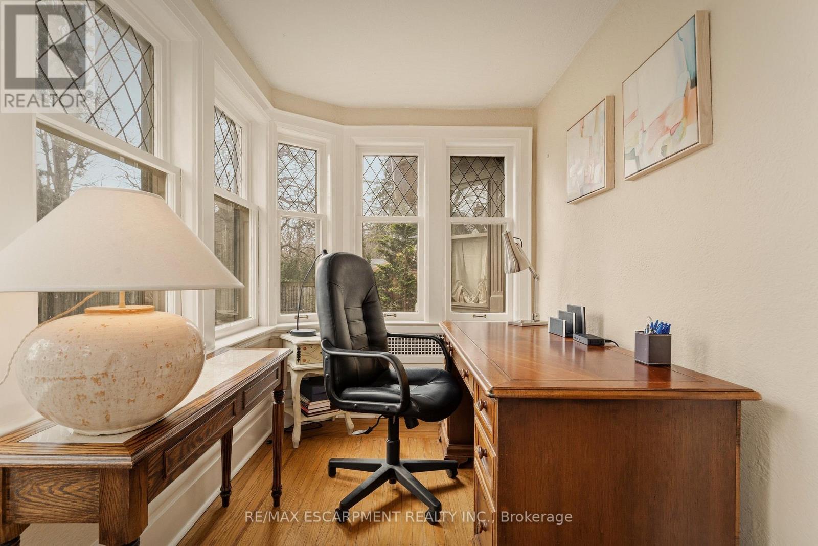 74 Oak Knoll Drive, Hamilton, ON