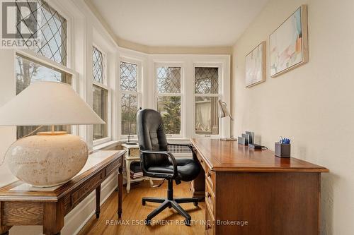 74 Oak Knoll Drive, Hamilton, ON 