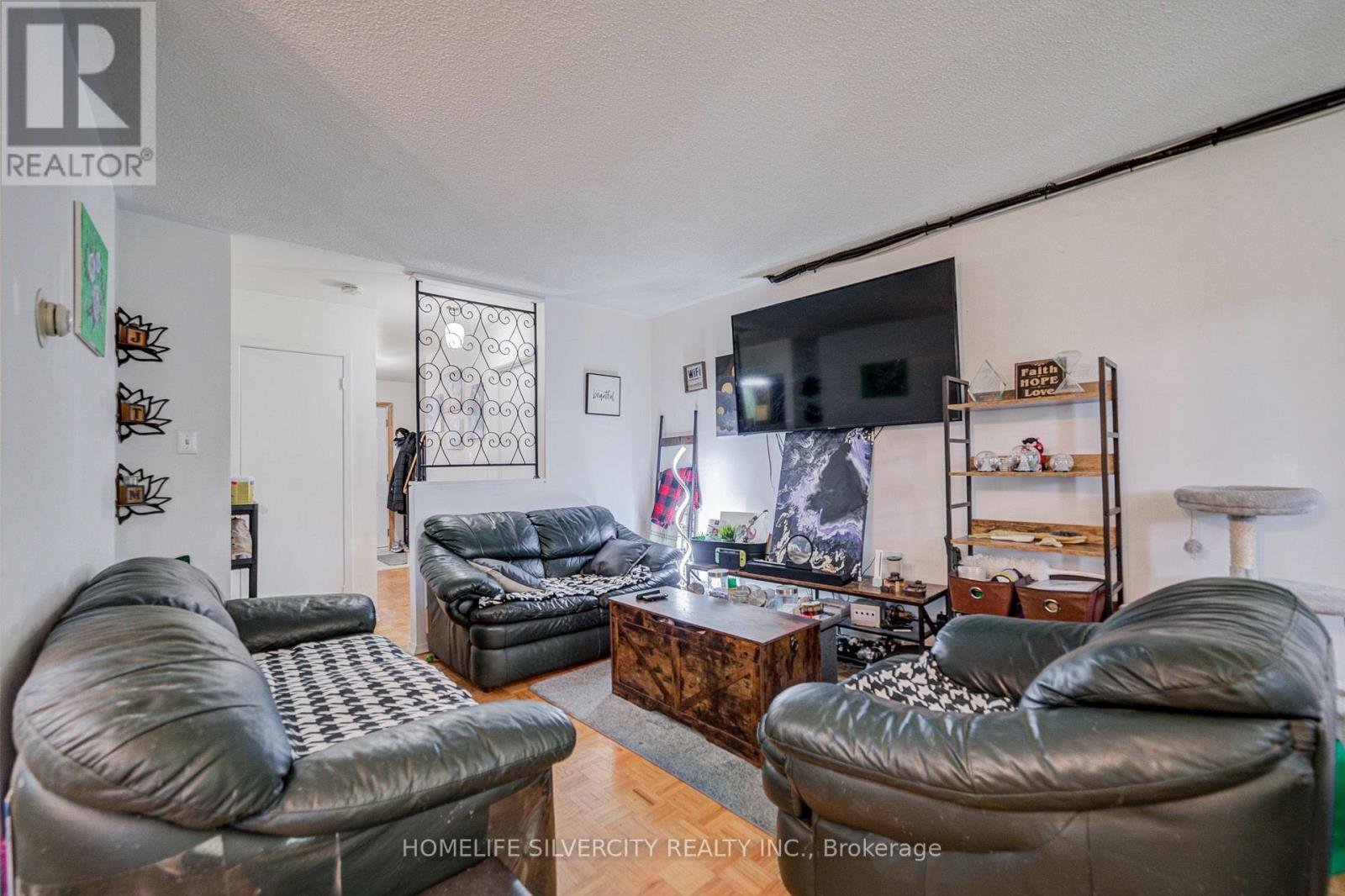 61 - 341 Military Trail, Toronto, ON