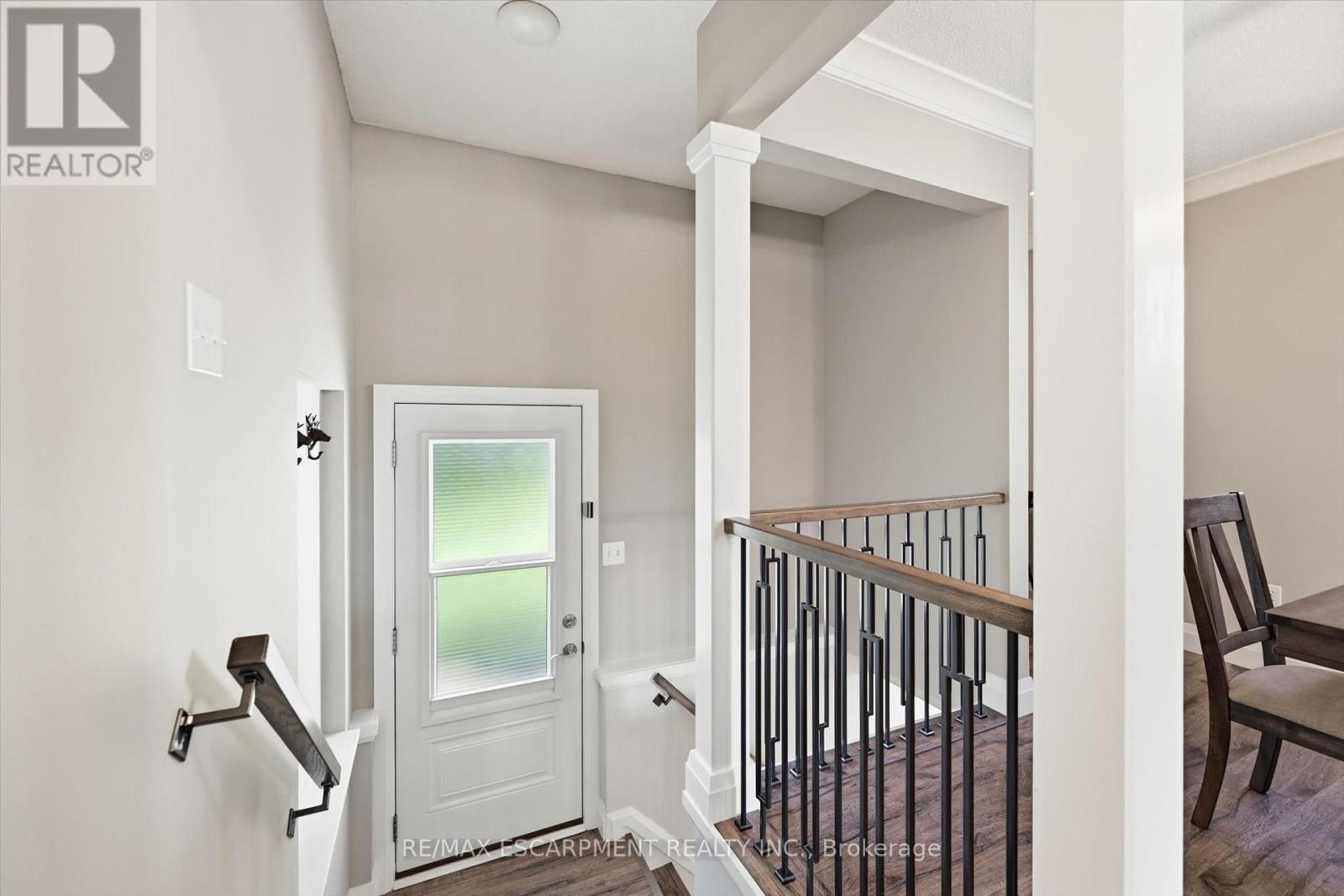 2120 Cavendish Drive, Burlington, ON