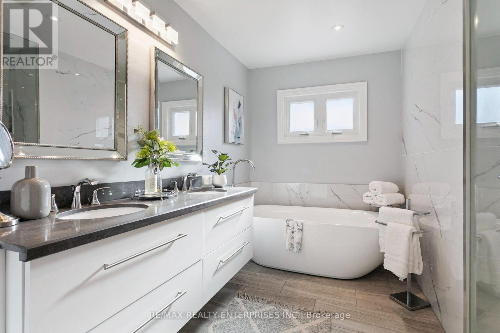 2683 Kingsberry Crescent, Mississauga, ON
