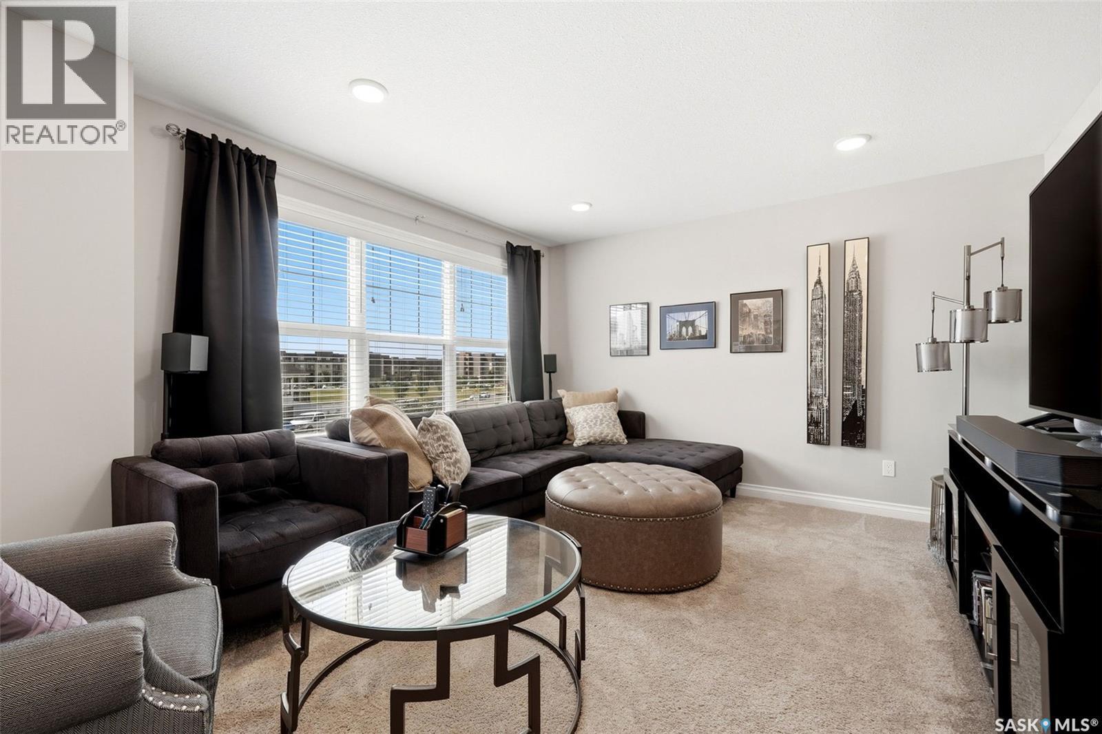 5148 E Green Crescent, Regina, SK