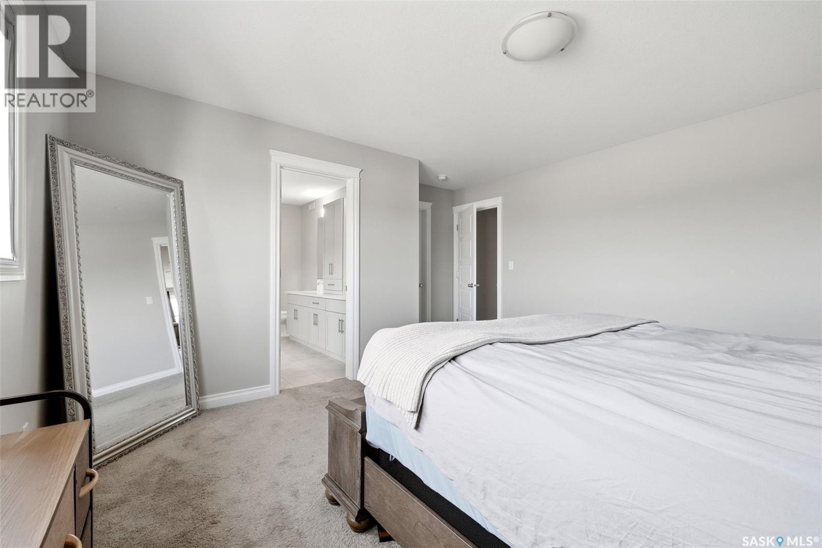 5148 E Green Crescent, Regina, SK