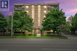 240 QUIGLEY Road Unit# 204  Hamilton, ON L8K 5M9