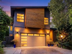 1047 San Marino Cres Saanich, BC V8X 3B3