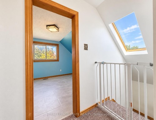 660 Burgess Avenue  Hamilton, ON L8H 6J1