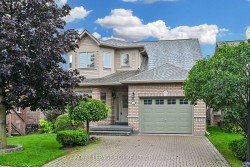 52 Bella Vista Trail New Tecumseth, ON L9R 2C6