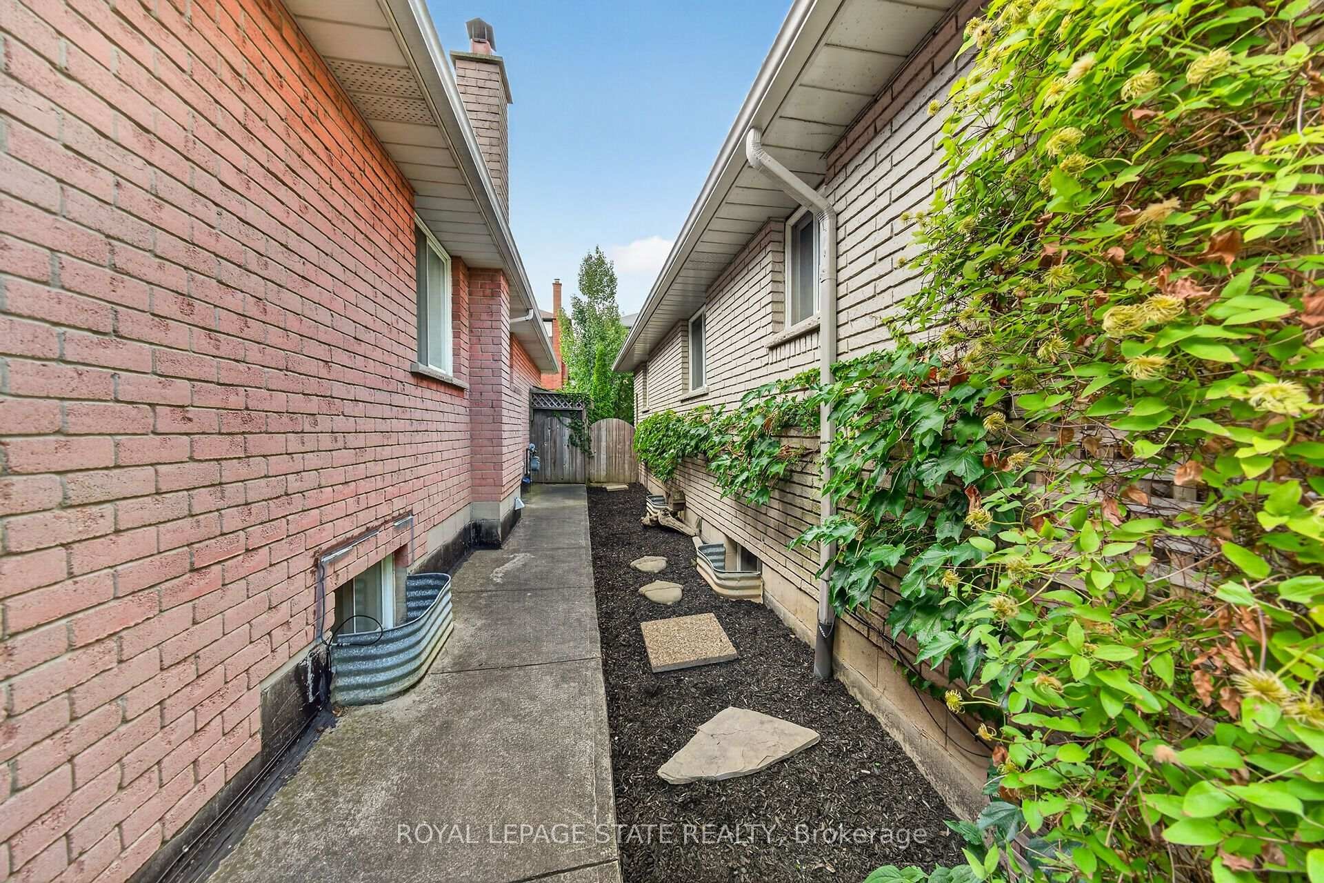 31 Gilcrest Street, Hamilton, ON