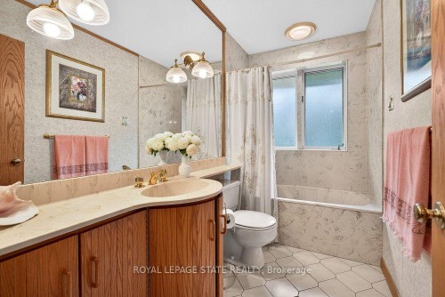 558 Mountain Brow Boulevard, Hamilton, ON 