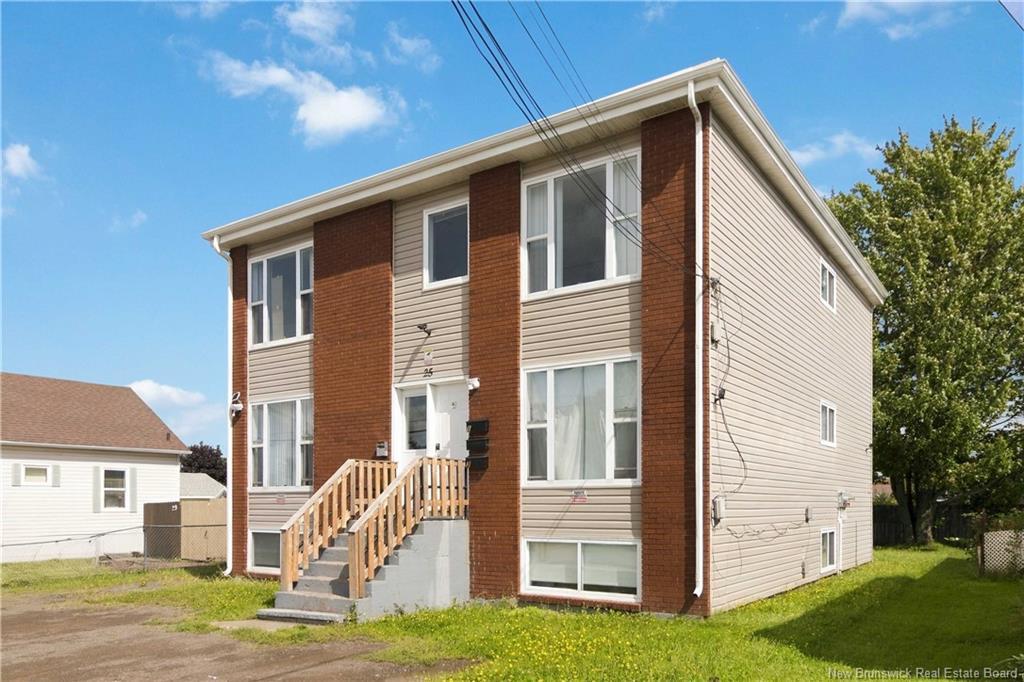25 Terris Ave, Moncton, NB
